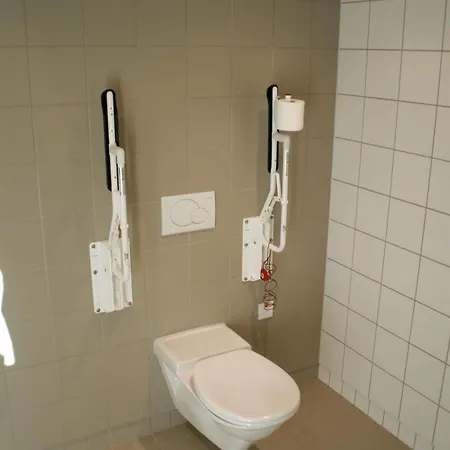 Отель Montebello 3*